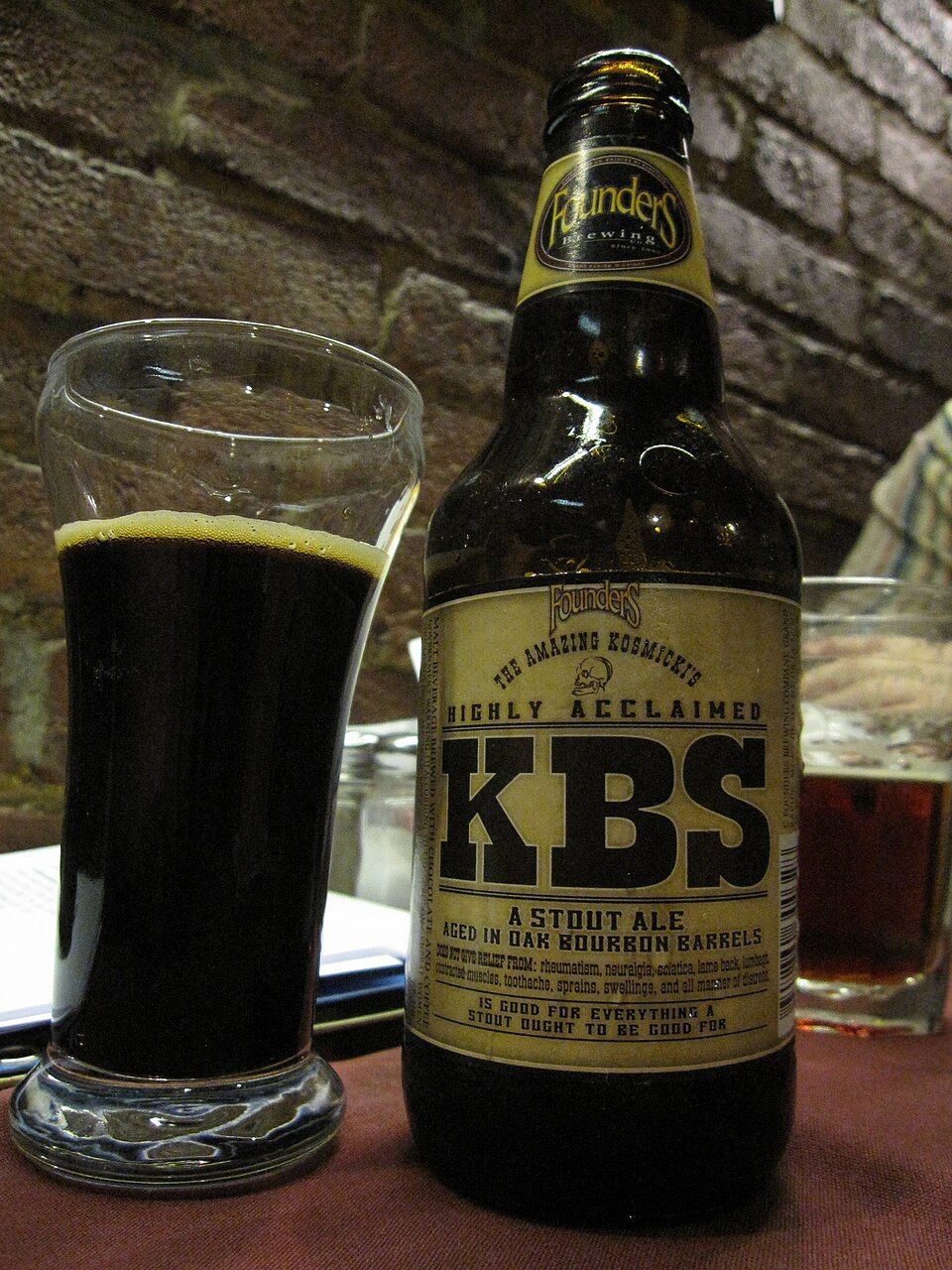 A bottle and glass of Founders KBS stout